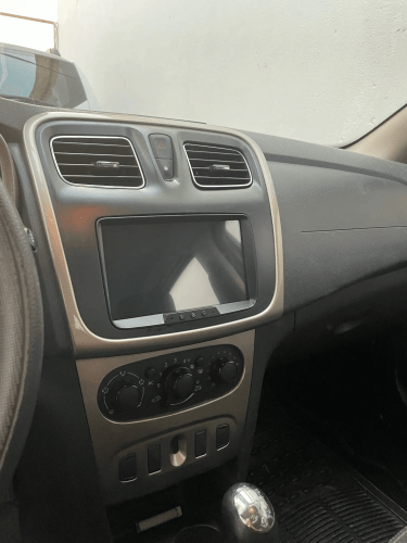 Autoradio Renault Duster Android Auto - CarPlay photo review